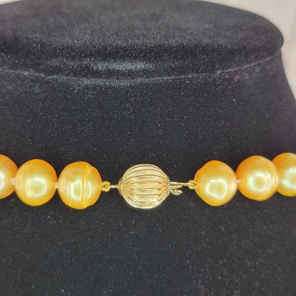 Golden South Sea Pearl Luxe Statement Necklace With Ornate Vermeil Clasp - Picture 5 of 10